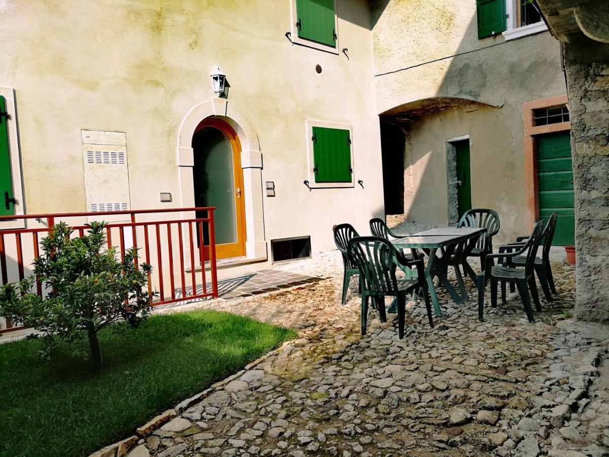 אסנצה די ברנצונה Casa Antico Borgo - Appartamento 1 מראה חיצוני תמונה